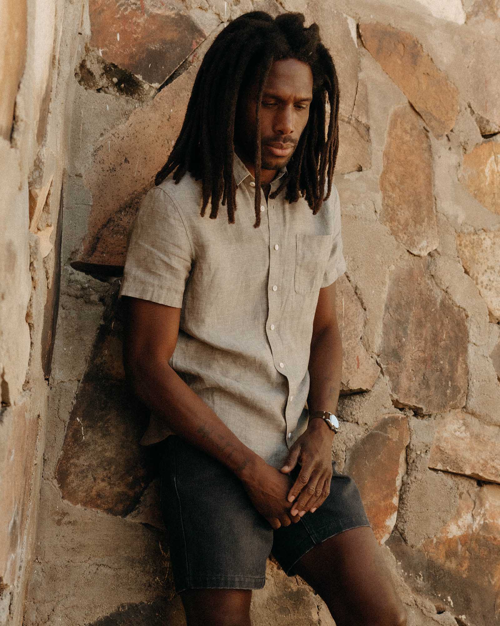 The Short Sleeve California in Morel Hemp